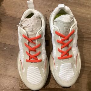 Veja Kids Small Canary sneakers Size 4